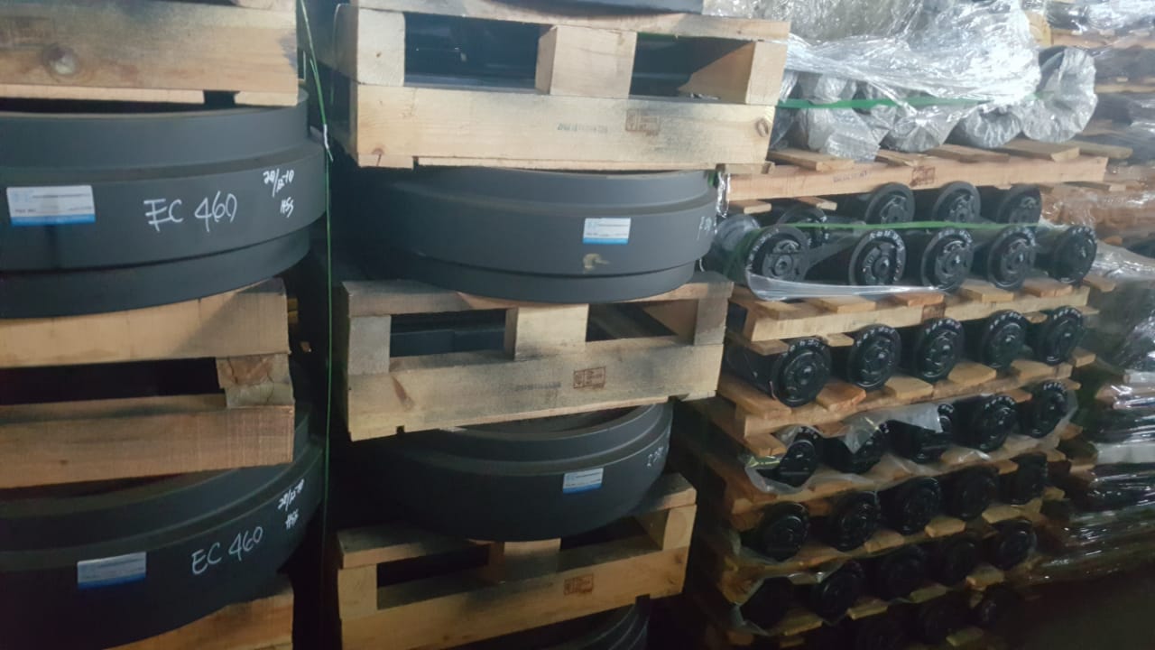 JUAL SPARE PART IDLER VOLVO EC460